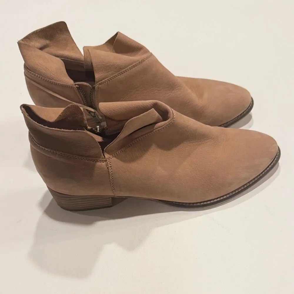 Seychelles Women's Tan Ankle Booties
